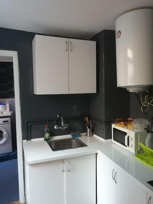 Apartamento Hotel Montana Lavapies Μαδρίτη Εξωτερικό φωτογραφία